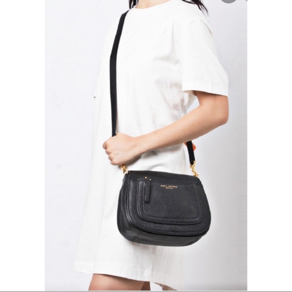 marc jacobs empire city mini crossbody